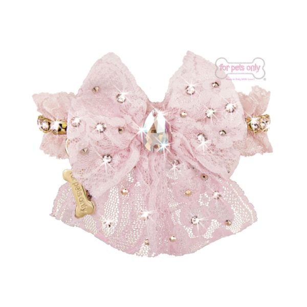 Romantic bow pink collar