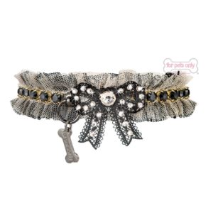 Ginger bow beige collar