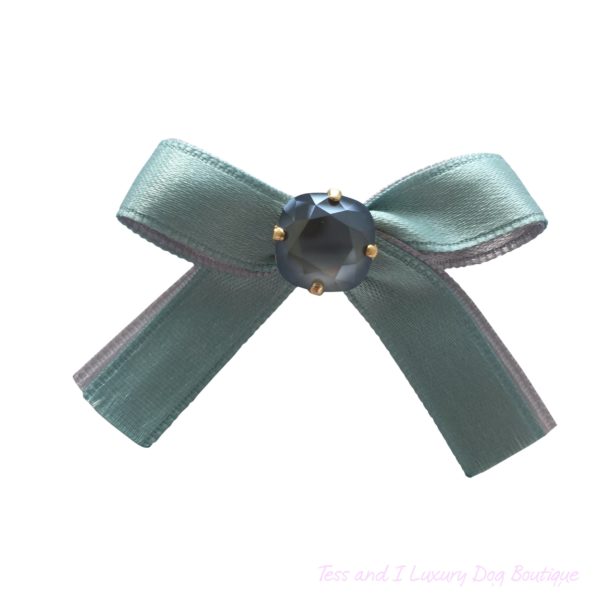 Precious blue ribbon hair clip-limited edition